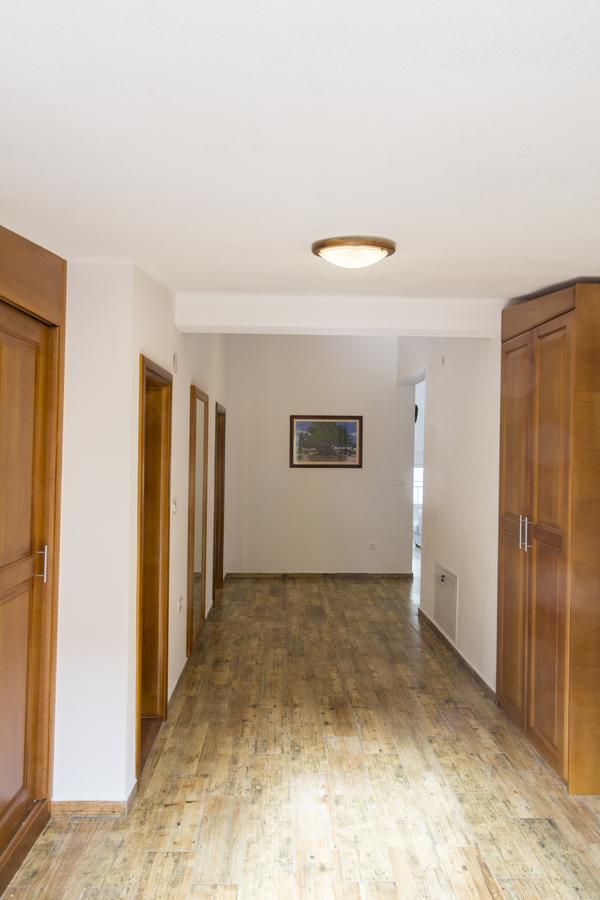 Lux Apartments Fabris كوتور المظهر الخارجي الصورة