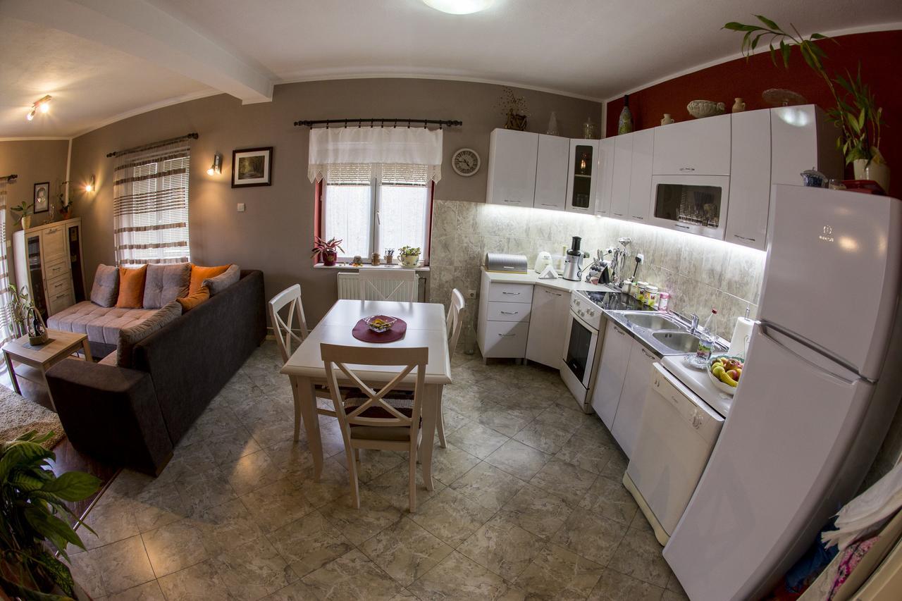 Lux Apartments Fabris كوتور المظهر الخارجي الصورة